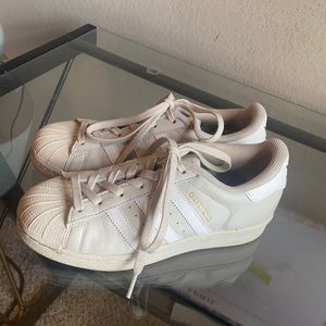 Adidas Superstar Sneakers